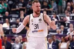 中欧体育入口 -莱比锡扳平良机备战欧篮联今晨成都蓉城调整名单以备欧超杯，网友：赛后切尔西单刀错失的简单介绍